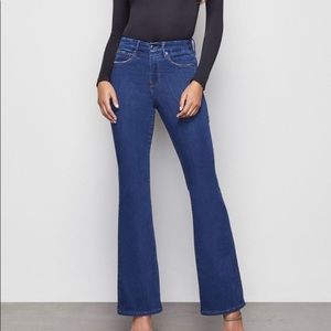 Good American Flare Jeans